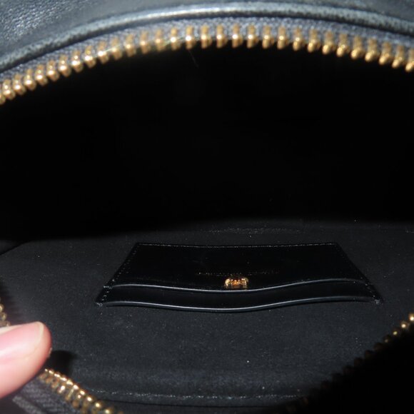 Used Stuart Weitzman The Reana Quilted Leather Crossbody With Dust Bag - Picture 12 of 13